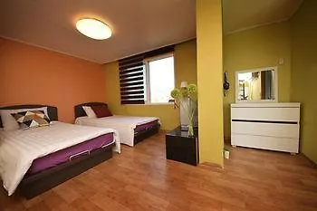B & J Open Guest House - Hostel Seoul Hotel