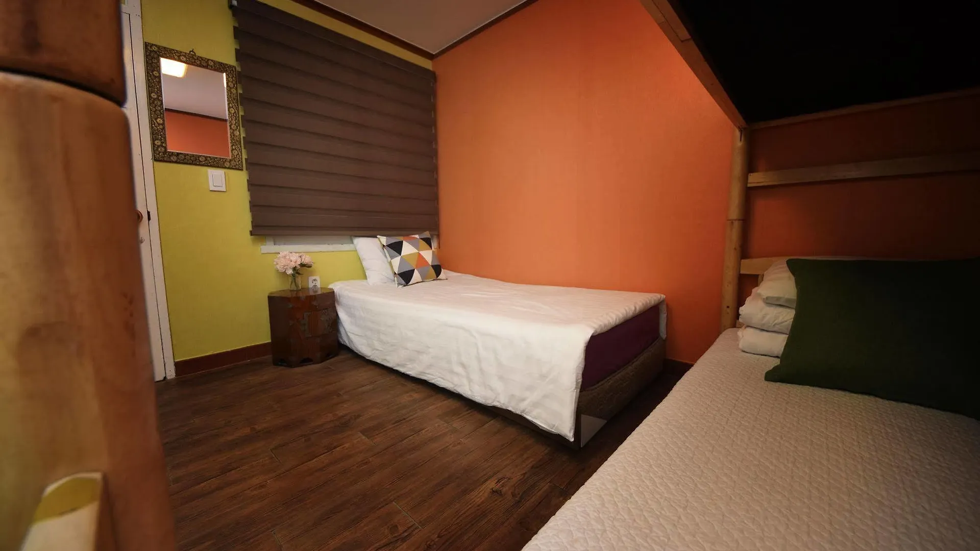 B & J Open Guest House - Hostel Seoul Hotel