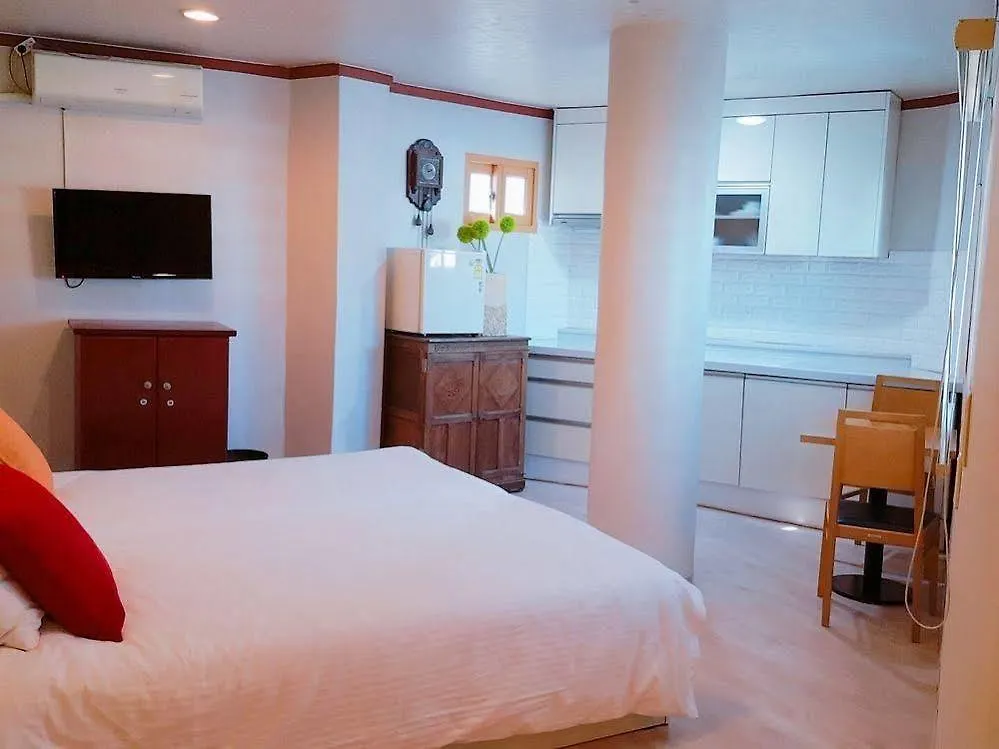 B & J Open Guest House - Hostel Seoul Hotel